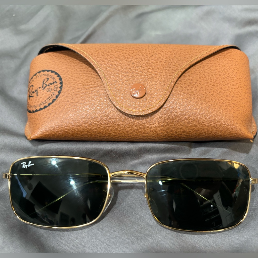 Ray-Ban Gold Frame Sunglasses RB3746